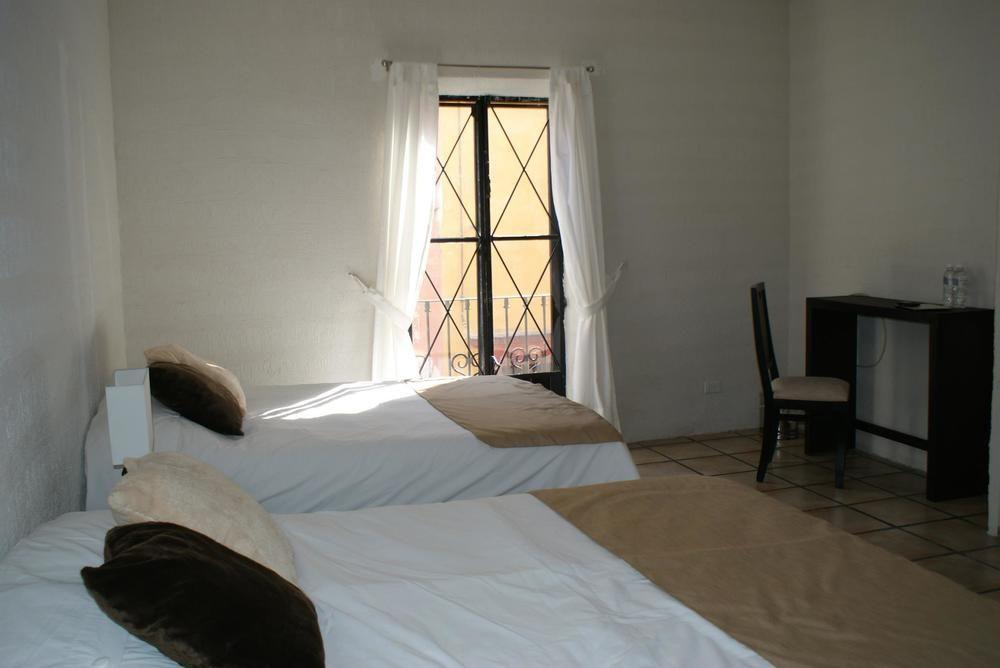 Hotel Punto 79 San Miguel de Allende Exterior photo